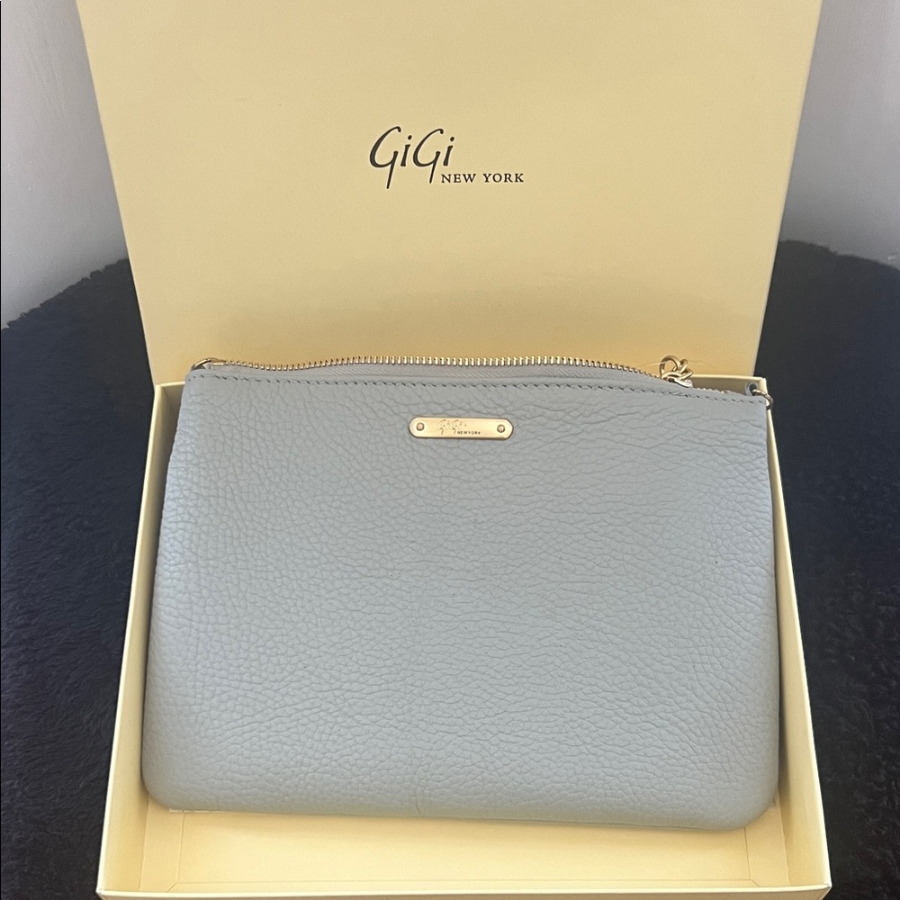 GiGi New York Light Gray Leather Wristlet